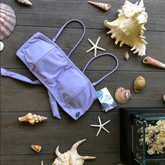 🌸🌴VOLCOM BIKINI TOP🌴🌸 - Picture 4 of 6